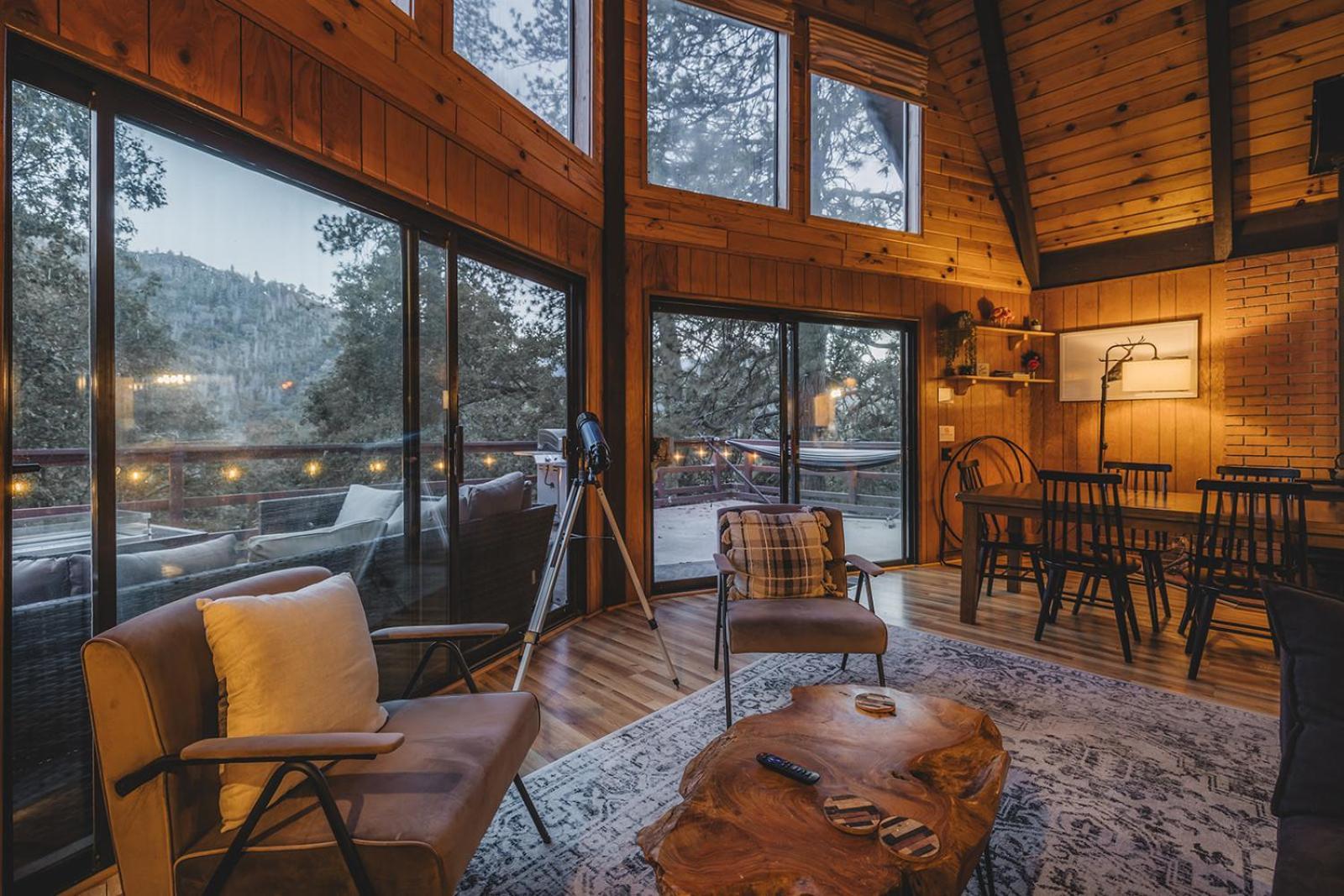 Hygge Haus Sequoia - Large Private W Views Chalet Ponderosa
