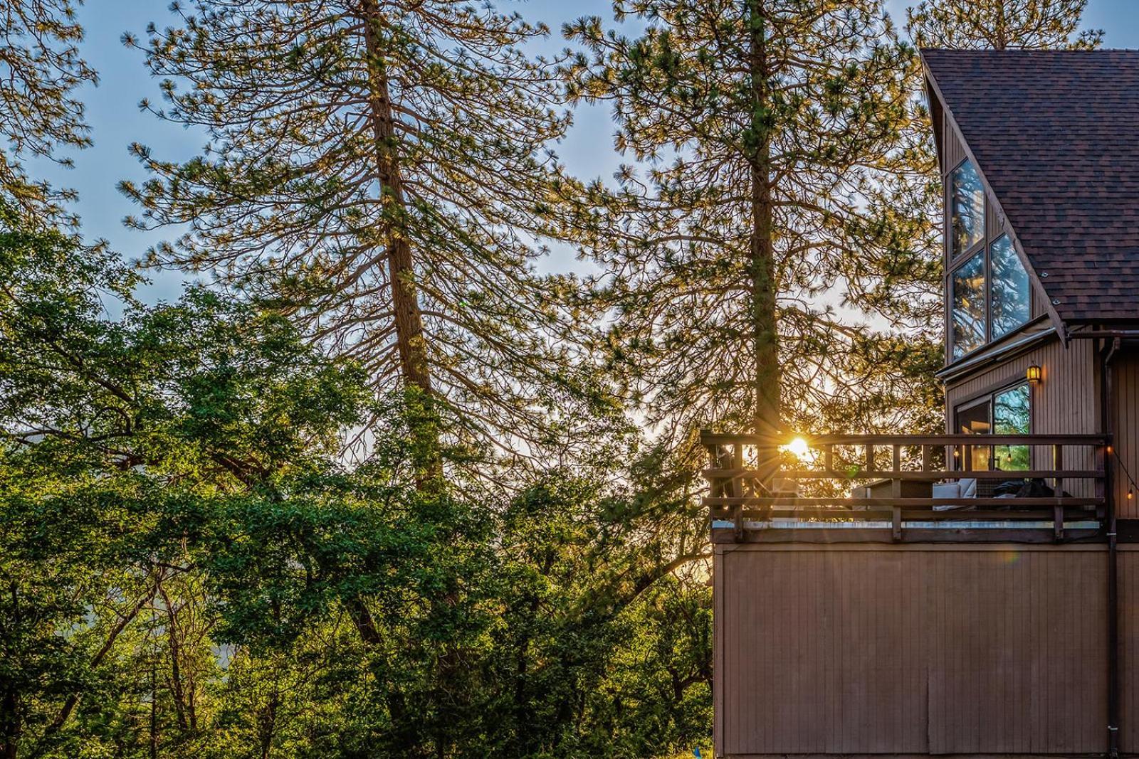 Hygge Haus Sequoia - Large Private W Views