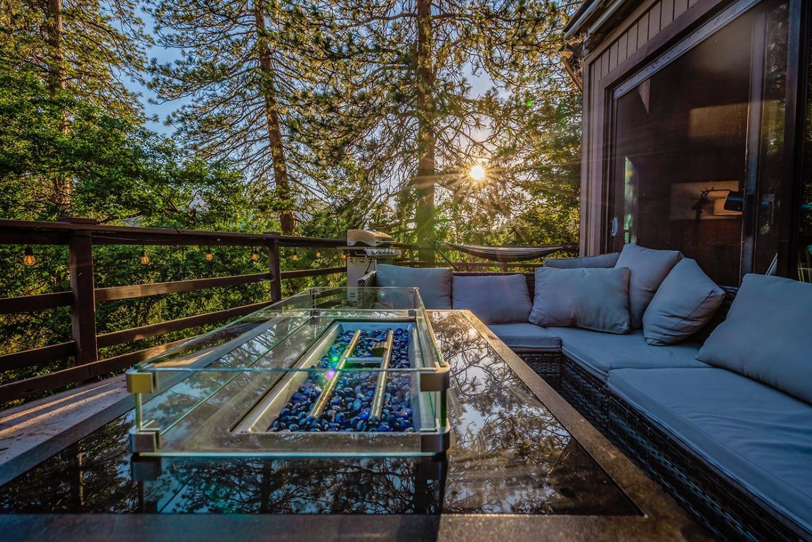 Hygge Haus Sequoia - Large Private W Views